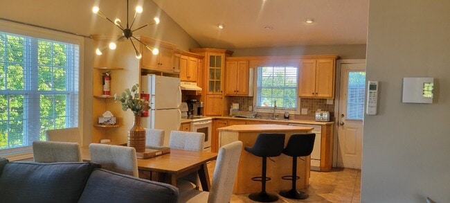 Photo du bâtiment - 11 Deschenes Rue