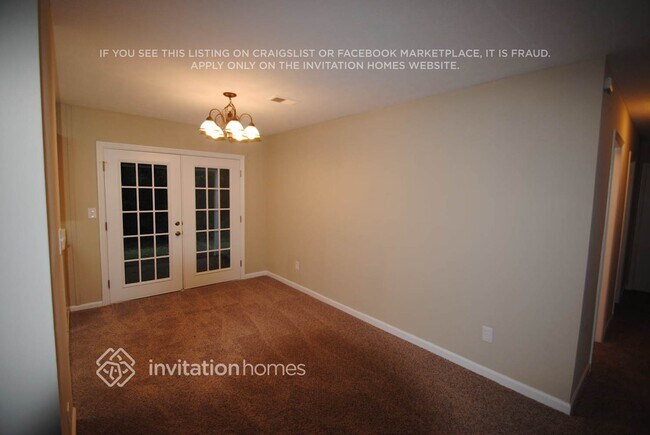 Building Photo - 705 Old Manor Rd NW