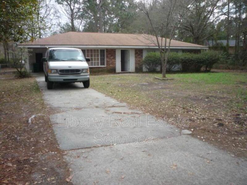 1 Oak St, Hinesville, GA 31313 House Rental in Hinesville, GA