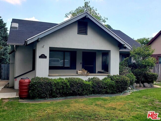 Foto del edificio - 1710 Oakwood St