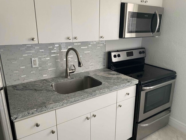 Photo - 1637 NW 59th St Apartment