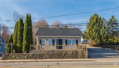 Building Photo - 670 Putnam Pike