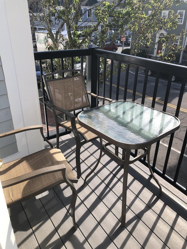 Foto del edificio - 59 Deer St