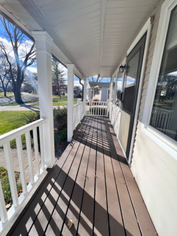 Foto del edificio - W67N435 Grant Ave