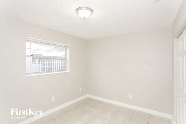Building Photo - 4235 NW 167th Terrace