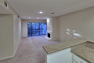 Building Photo - 12100 Melville Dr