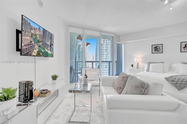 Foto del edificio - 475 Brickell Ave
