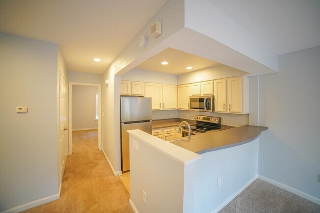 Foto del edificio - 741 White Dr