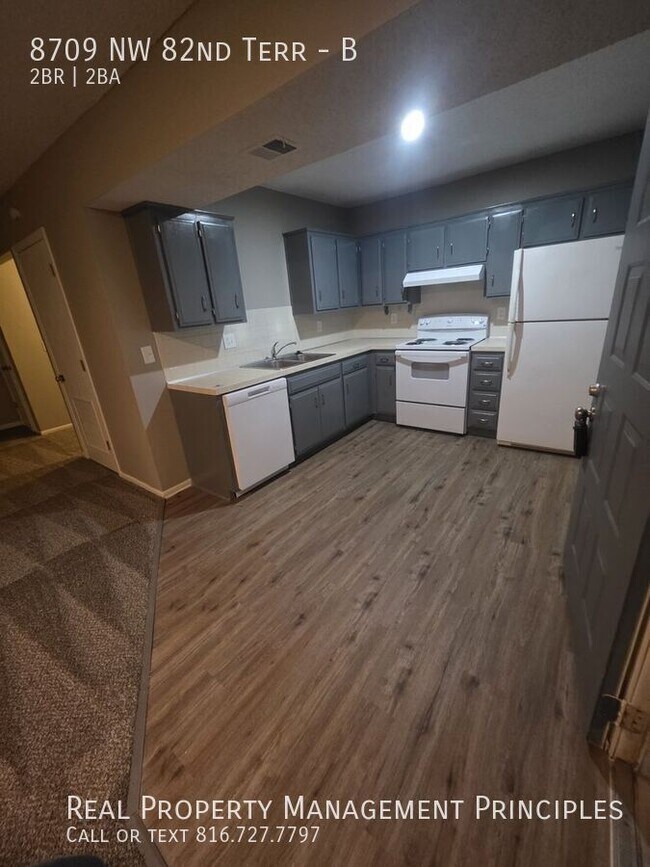 Foto del edificio - 8709 NW 82 Terrace
