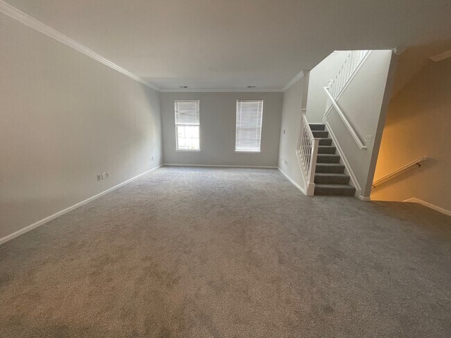 Foto del edificio - 1785 Perla Dr