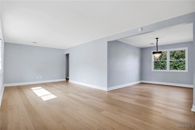 Building Photo - 28 Campus Dr W