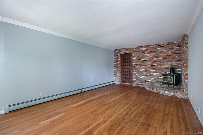 Building Photo - 49 Avondale Rd