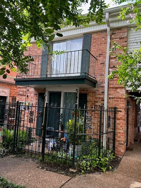 Foto del edificio - 3400 Timmons Ln