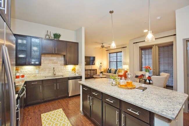 Building Photo - Spacious 2-Bed, 2-Bath | Modern Design Fea...