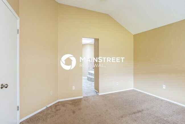 Building Photo - 4 Bedroom Pet-Friendly Home in Oklahoma Ci...