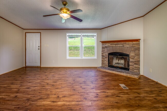 Building Photo - 60 Brooklane Dr