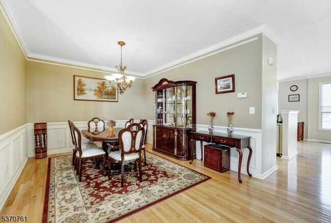 Foto del edificio - 250 Patriot Hill Dr