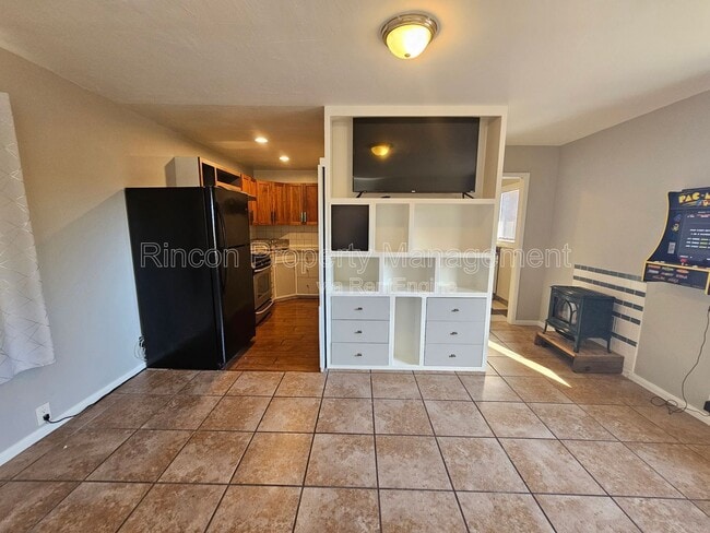 Foto del edificio - 2810 Sherwin Ave