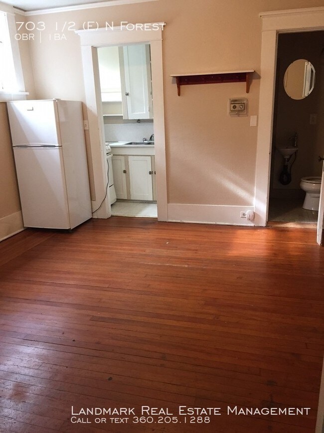 703 N Forest St Bellingham Wa 98225 House For Rent In