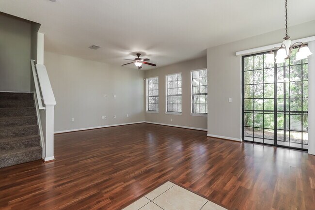 Building Photo - 5511 Kinglethill Dr