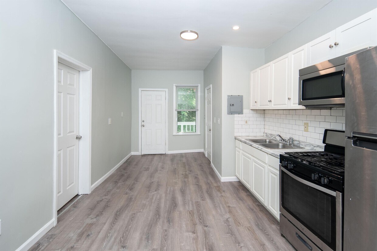 Foto principal - 84 Tyler St