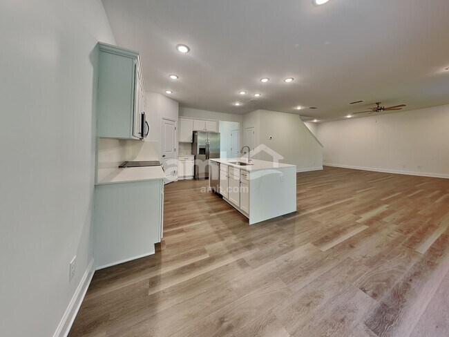 Foto del edificio - 1695 Soapstone Rd