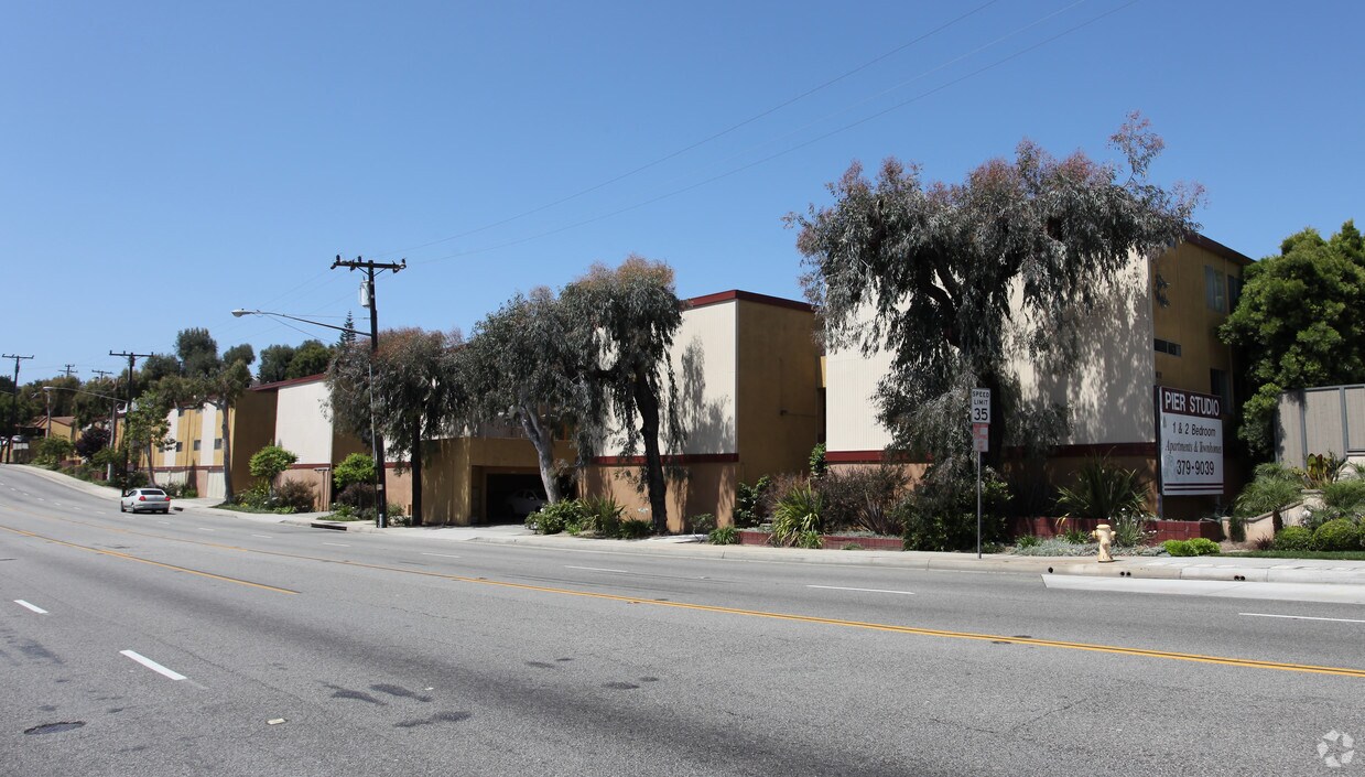 Aviation Townhomes Foto principal - Aviation Townhomes
