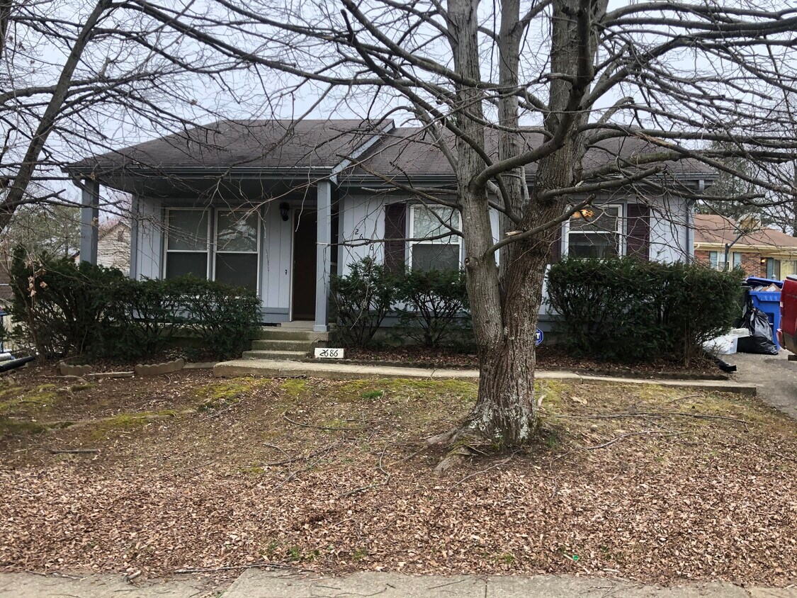 Primary Photo - 2686 Woodhill Dr