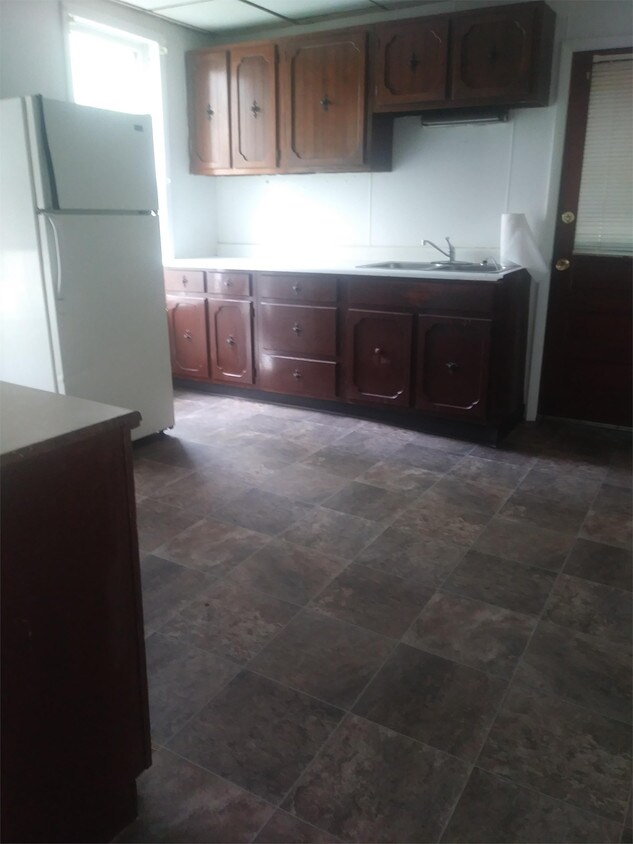 Primary Photo - 95 Chapin St