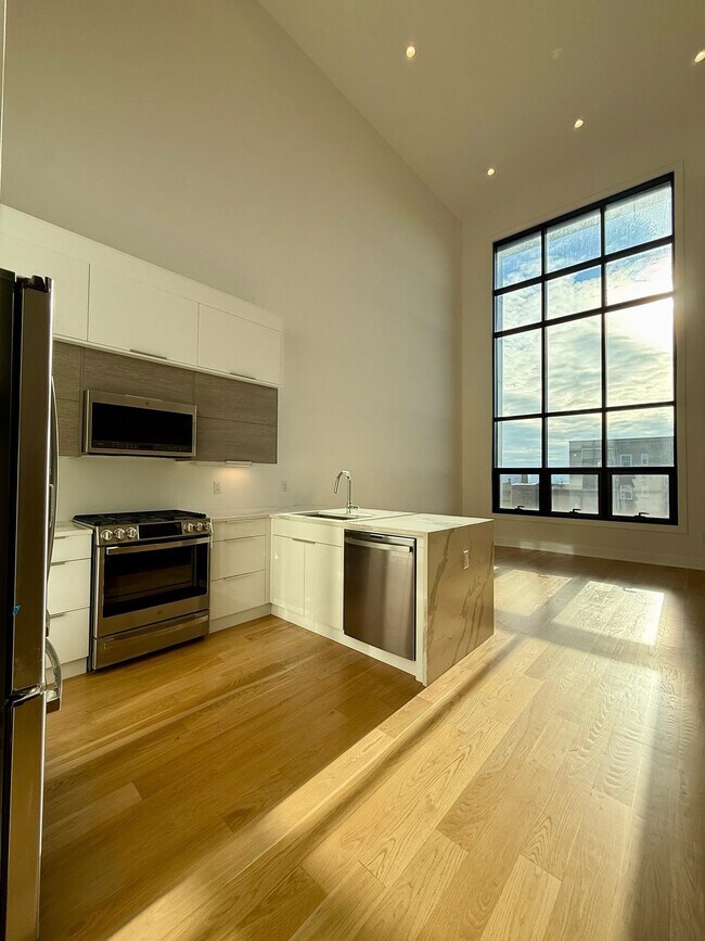 Foto del edificio - 6025 JFK Blvd E