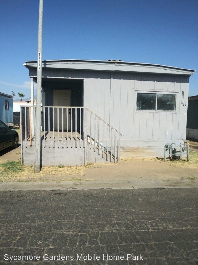Primary Photo - 801 Schipper St