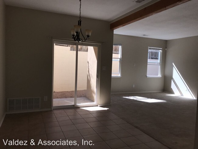 Building Photo - 6500 Paseo Del Sol W