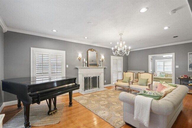 Foto del edificio - 2539 Addison Rd