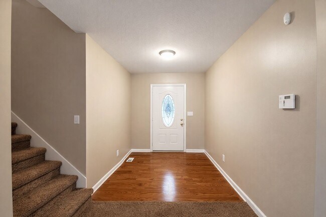 Foto del edificio - $250 OFF Move In Special!