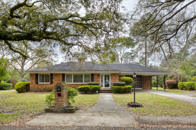 Building Photo - 5409 W Waters Dr