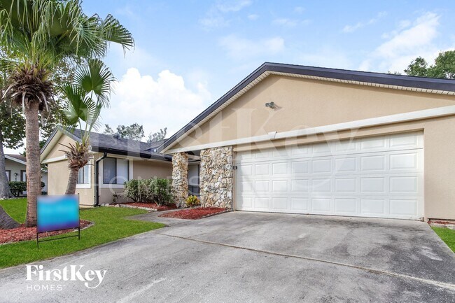 Foto del edificio - 709 Heather Ln