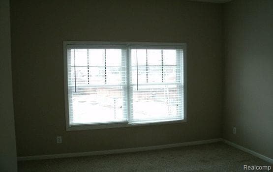 Foto del edificio - 579 N Pontiac Trail