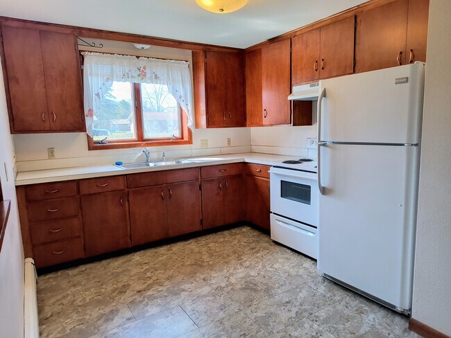 Kitchen - 602 Mound St