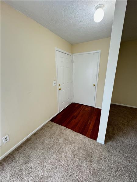 Building Photo - 79 Knollwood Cir
