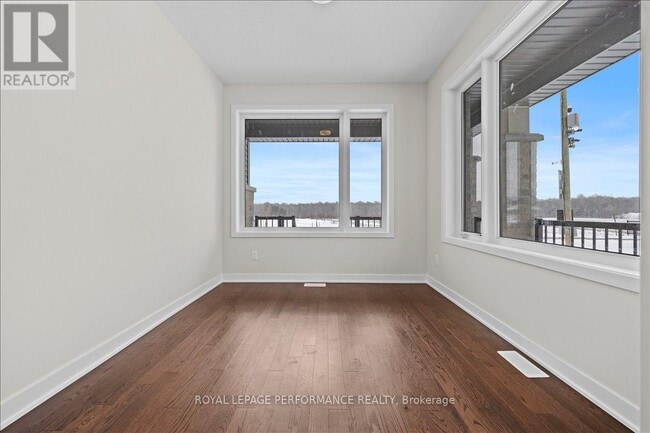 Building Photo - 2031 Checkerspot Ave