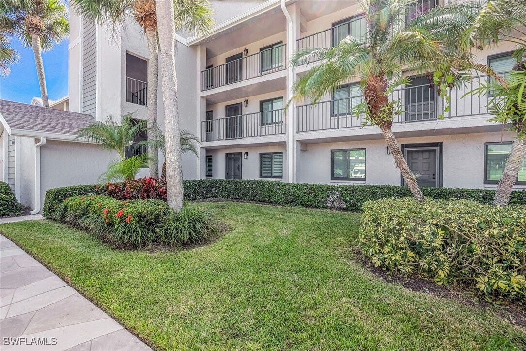 Building Photo - 460 Fox Haven Dr