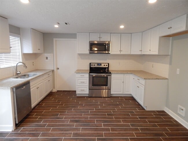 Building Photo - 21407 Cimarron Pkwy