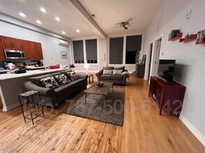 Building Photo - 2415 Ballentine Blvd