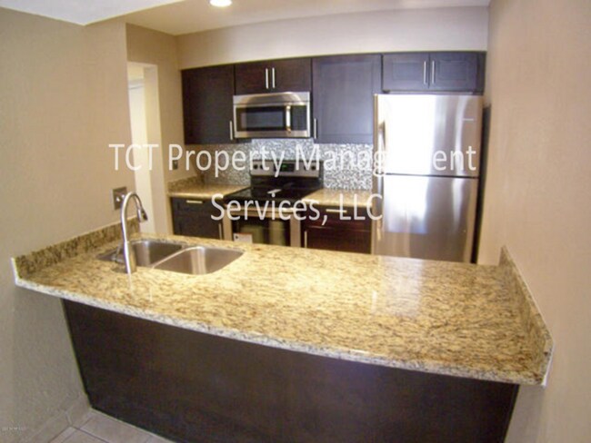 Foto del edificio - Dual Master Unit in Heart of Scottsdale -***Includes all utilities***