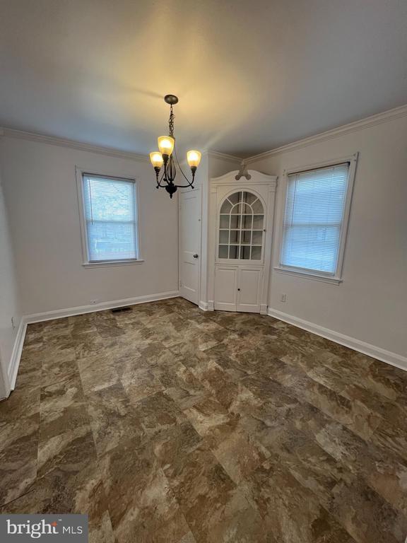 Building Photo - 2900 Cornwall Rd