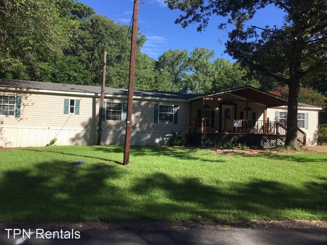 Primary Photo - 4 br, 2.5 bath House - 138 Cypress Lake Cr.