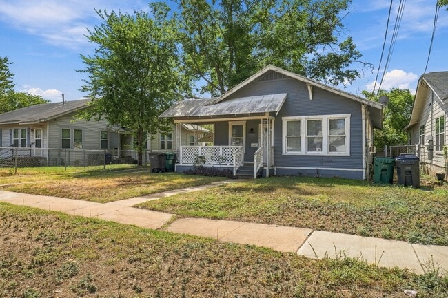Photo - 1114 Gibbs St (San Antonio, TX) House