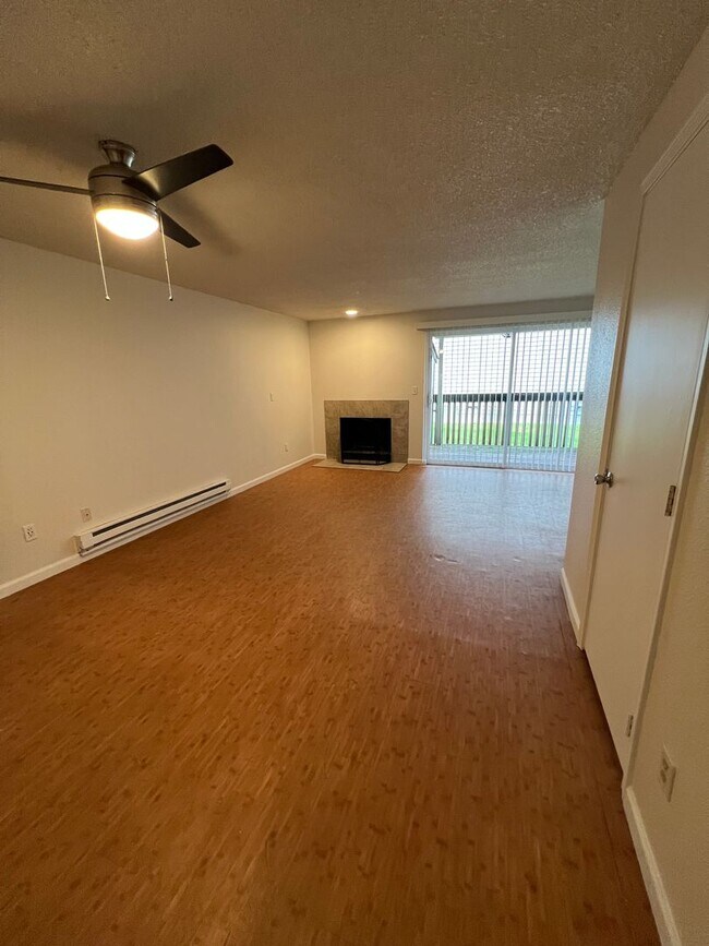 Foto del edificio - 12429 1st Ave W