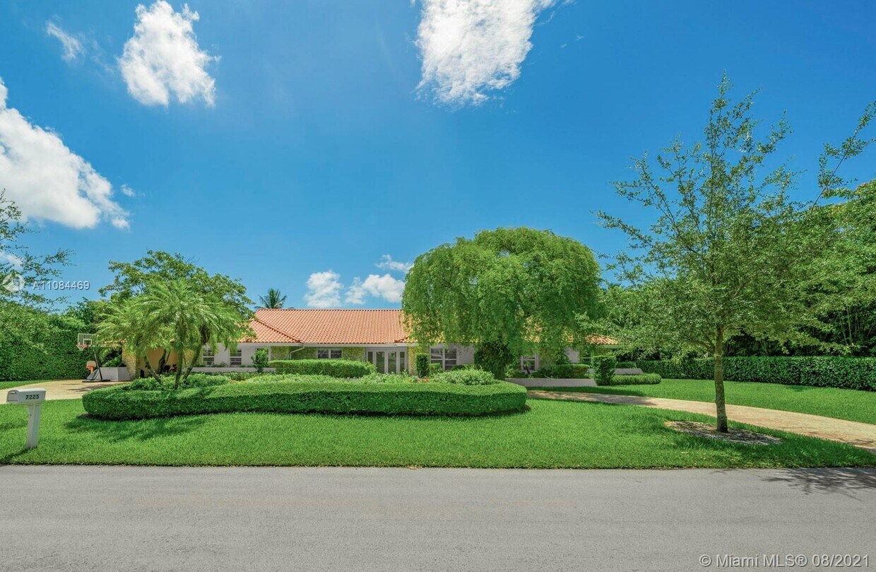Foto principal - 7225 Vistalmar St
