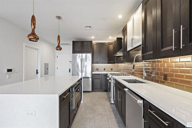 Foto del edificio - 227 4th St